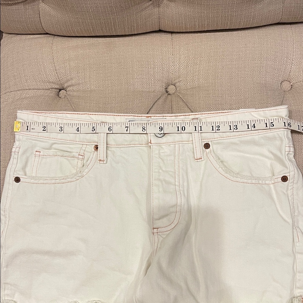 Lucky Brand The Boyfriend Shorts Off-White Denim Women’s 2/26 Raw Hem - Picture 10 of 13